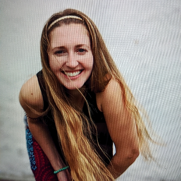 Meet your Posher, Brooke - Picture 8 of 10